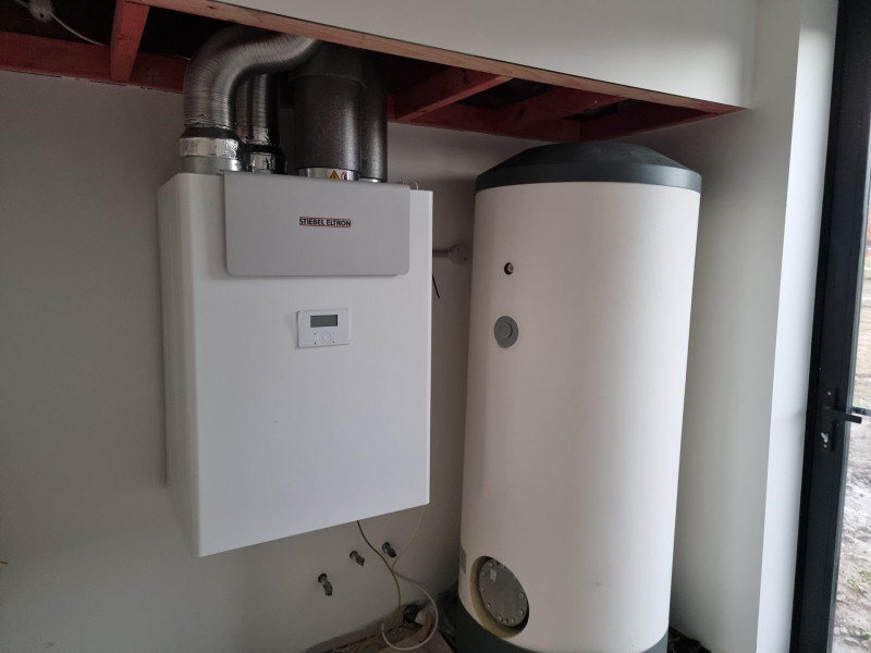 Stiebel Eltron gázkazán szerelő